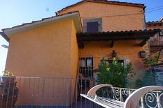 别墅 出售地点： BAGNI DI LUCCA (LU)