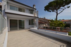 公寓 出售地点： VIAREGGIO (LU)